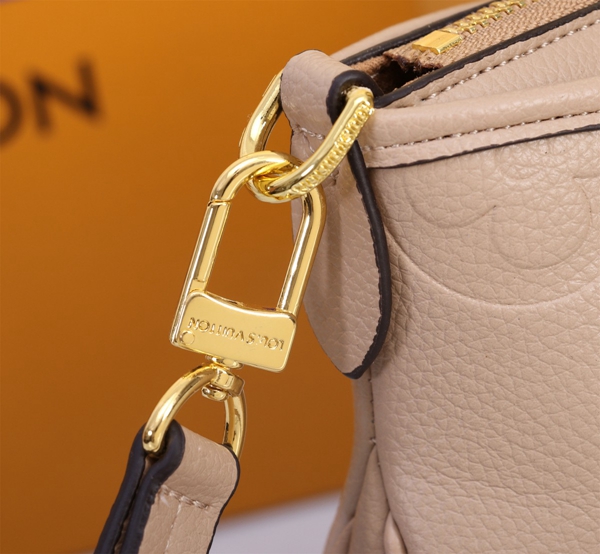 ルイヴィトンバッグ角部分ディテール